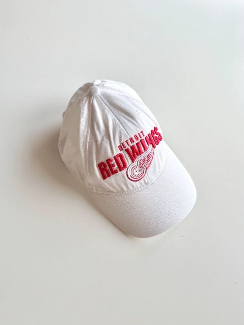 Reebok NHL DETROIT RED WINGS White Cotton Canvas Embroidered Baseball Hat